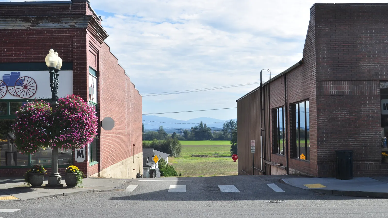 Front Street in Lynden, with the Lynden Pioneer Museum on the left.